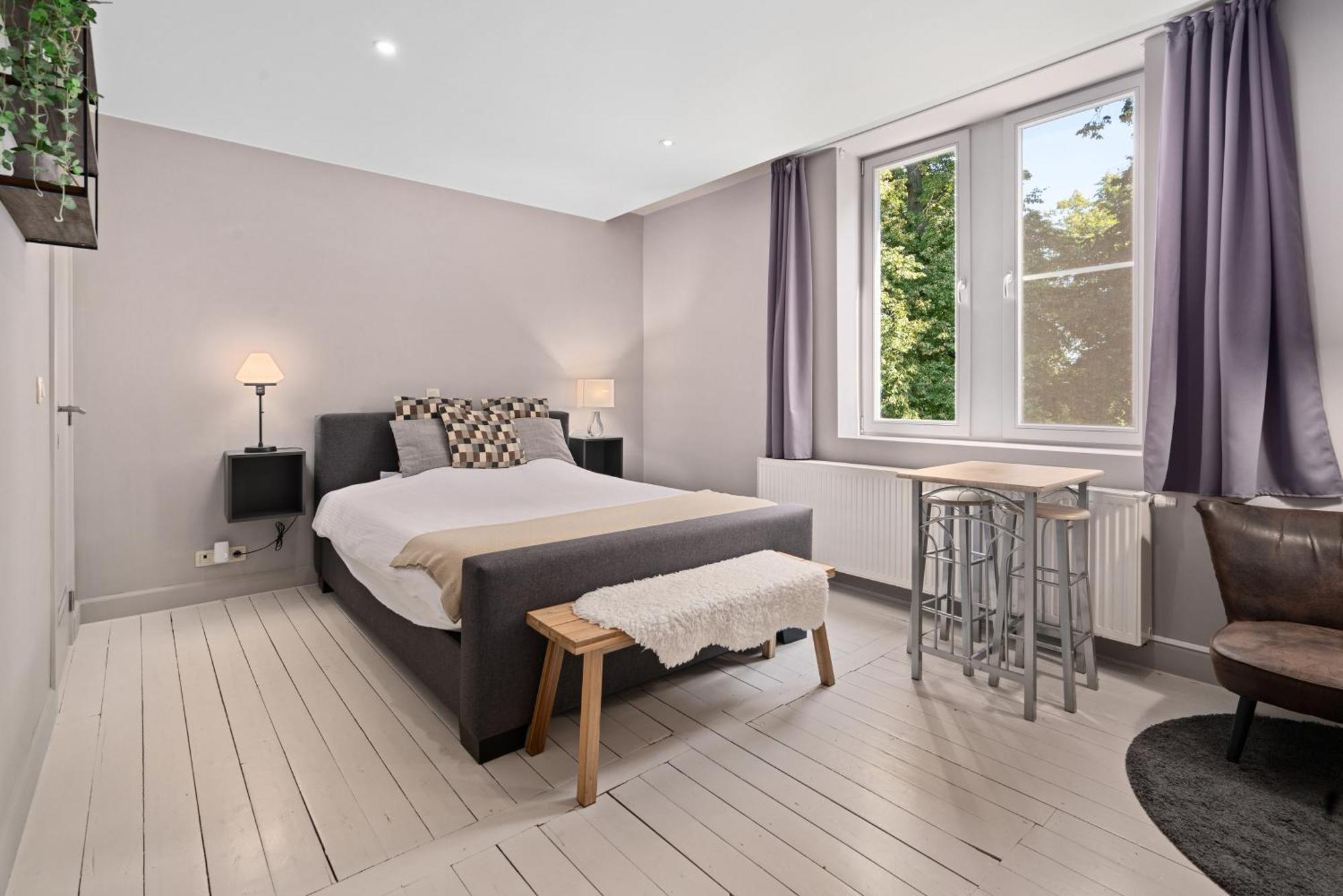 Spacious Guest Suites Near Historic Market - 5 Min Walk Brugge Eksteriør bilde