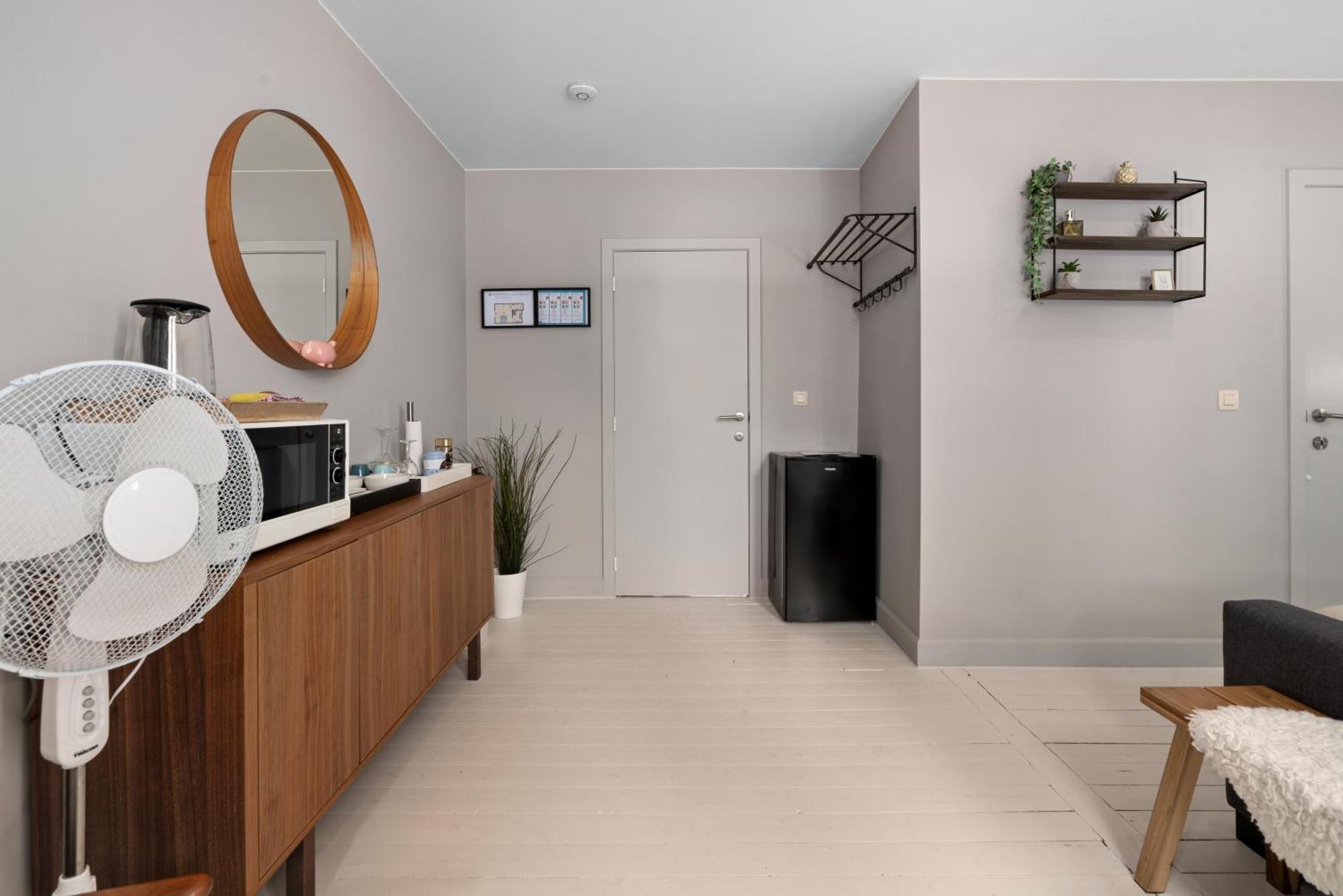 Spacious Guest Suites Near Historic Market - 5 Min Walk Brugge Eksteriør bilde