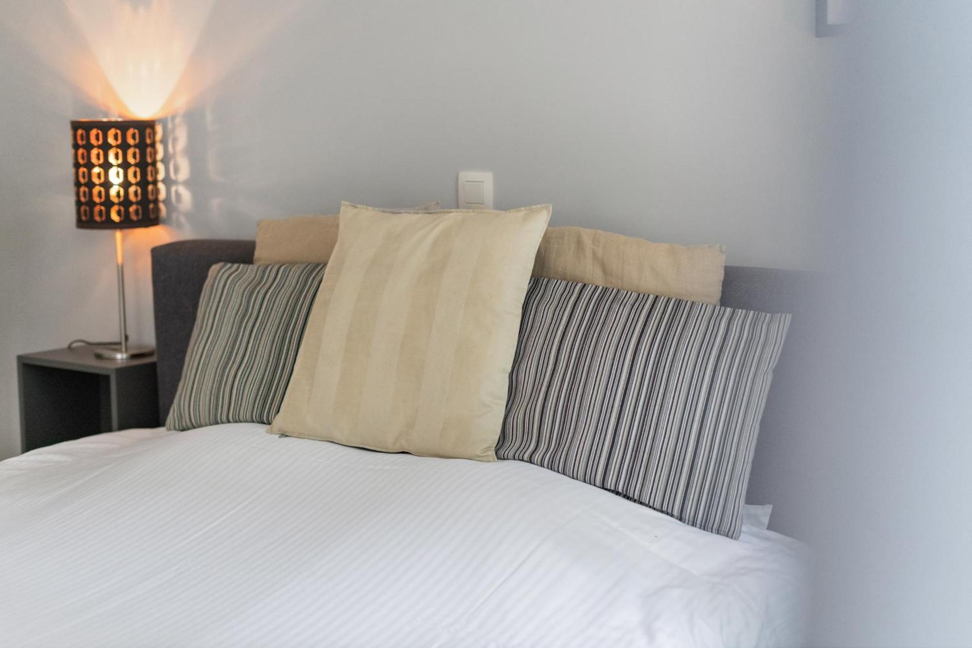 Spacious Guest Suites Near Historic Market - 5 Min Walk Brugge Eksteriør bilde