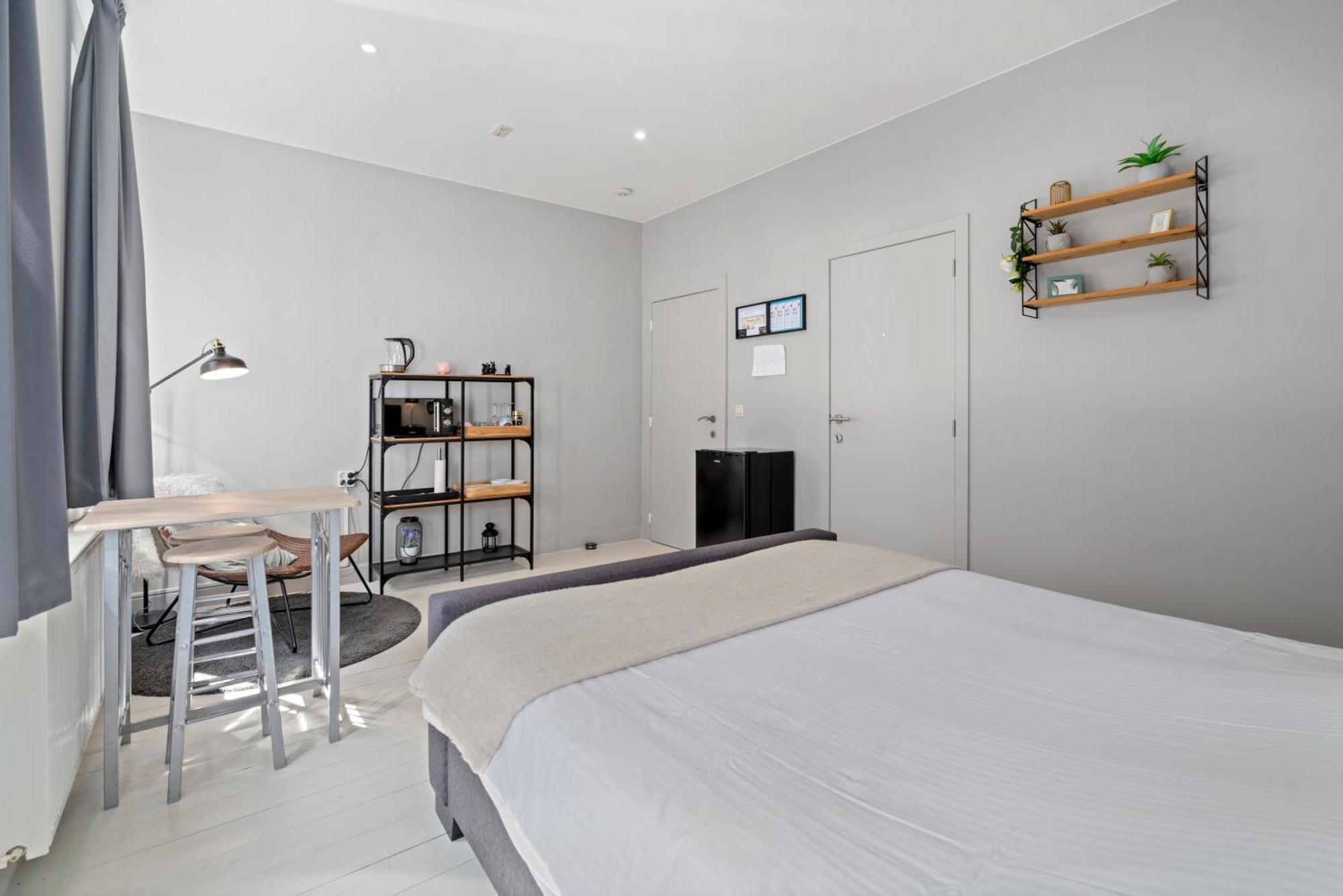 Spacious Guest Suites Near Historic Market - 5 Min Walk Brugge Eksteriør bilde